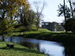 Lyveden New Bield National Trust property